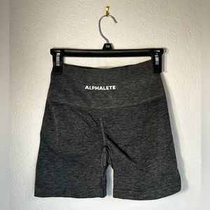 Alphalete Amplify Short (4.5 inseam)